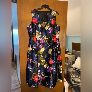 Tahari Silk Satin Midi Floral Dress Size 16